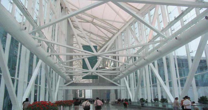 丙烯酸聚氨酯面漆應用于鋼結構